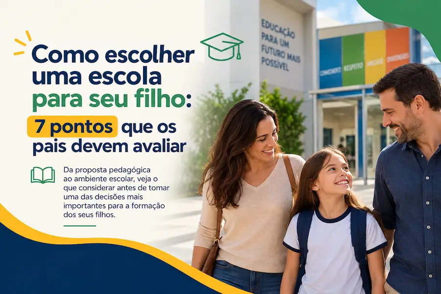 Família visitando uma escola e conversando com uma profissional da instituição, enquanto a filha conhece o ambiente escolar.